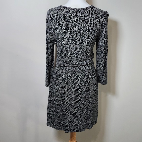 RVCA Dress Womens Medium Black White Chevron Pattern Stretch‎ Long Sleeve Preppy - Picture 6 of 16